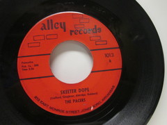 Cotillions - Surf Twist