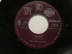 Twilighters - The Raid