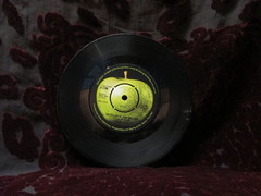 Beatles - The Ballad Of John & Yoko