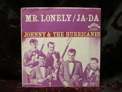 Johnny/hurricanes - Mr. Lonely
