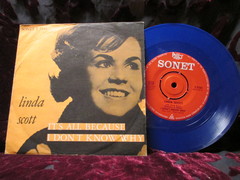 Scott, Linda - It's All Because (bluewx)