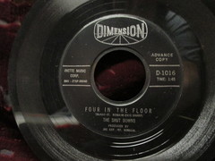 Shut Downs - Four In The Floor