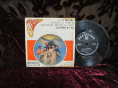 Fifth Dimensions - Up Up And Away (woc)