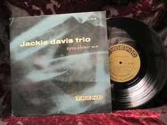 Davis, Jackie - Trio