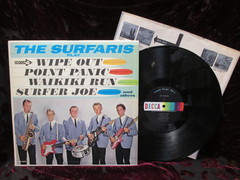 Surfaris - Play Wipe Out